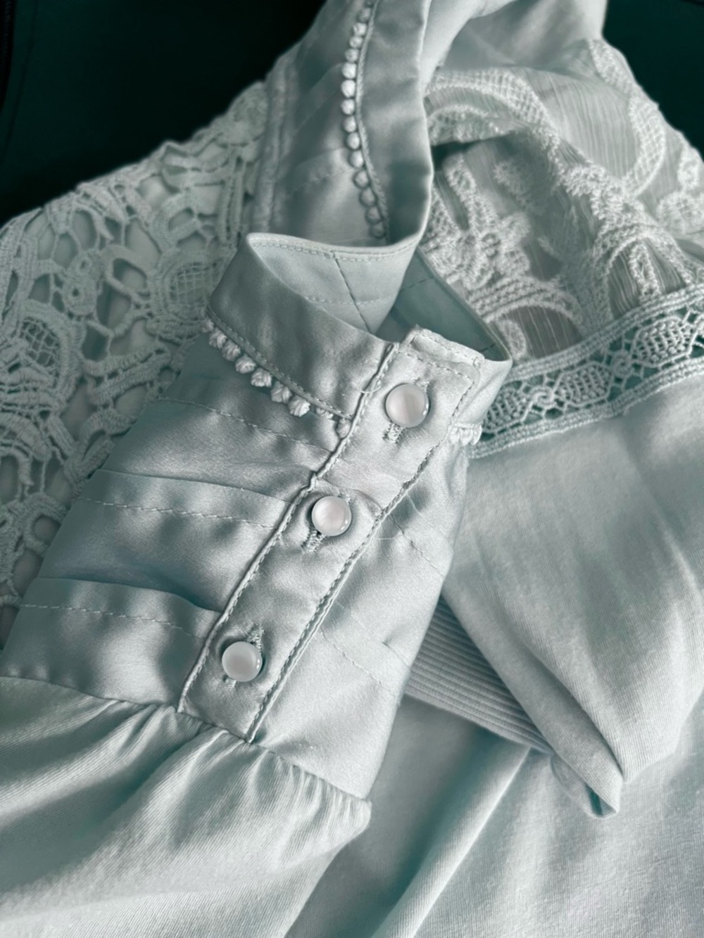 Anthropologie Tiny Lace Top - Picture 6 of 13
